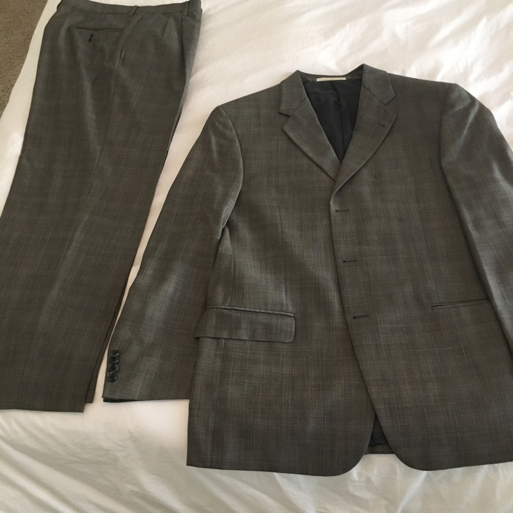 Suit
